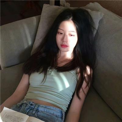 重生后我被病娇美女追